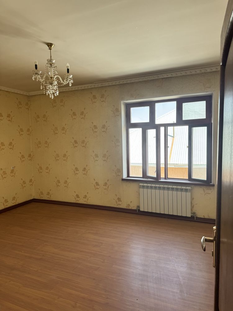 Сдается 2х этажный дом в аренду.