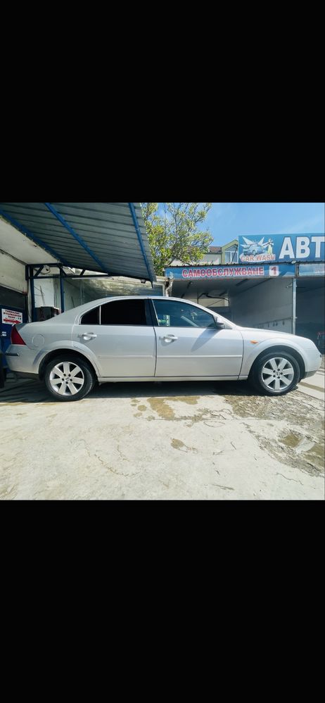Ford Mondeo Ghia