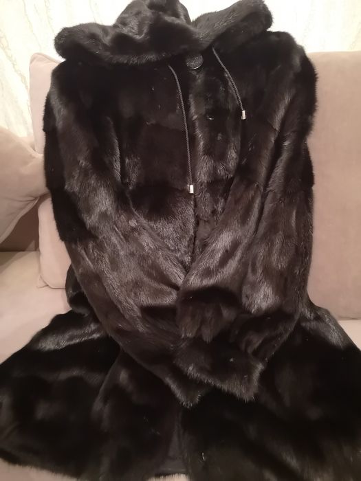 Продам норковую шубу