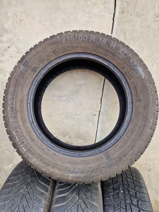 215 60 16 iarna M+S  Kumho/Gislaved