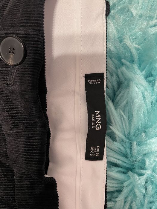 Pantaloni raiati Mango 36