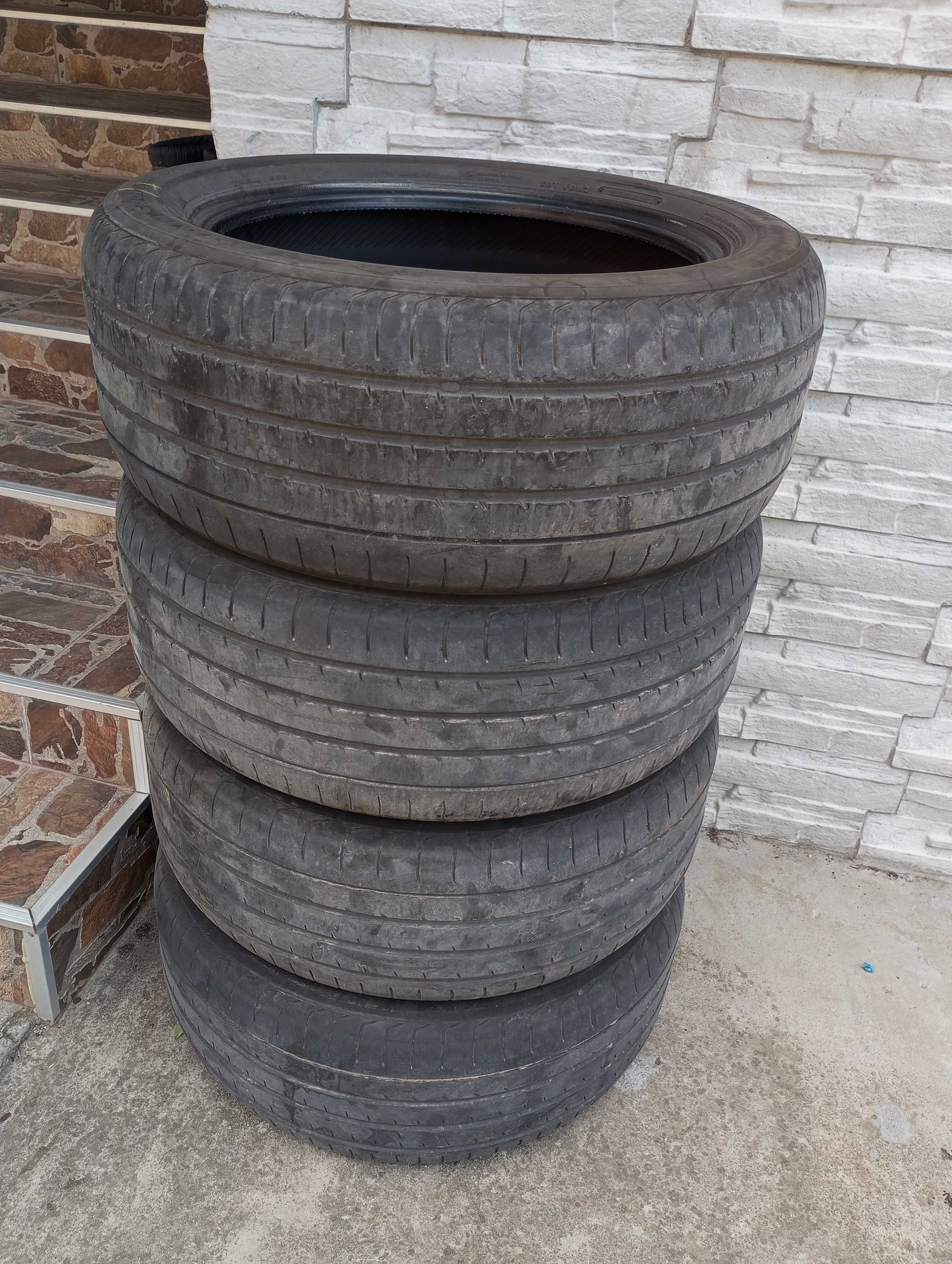 Продавам гуми Yokohama 245/50R19