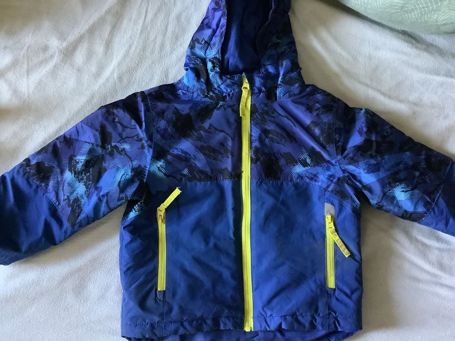 Детски ски яке, гащеризон и ръкавици от Декатлон (89-95см) + ботуши