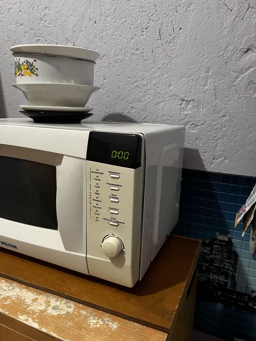 Продам микроволновку б/у