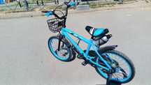 Bicicleta copii 4-8 ani