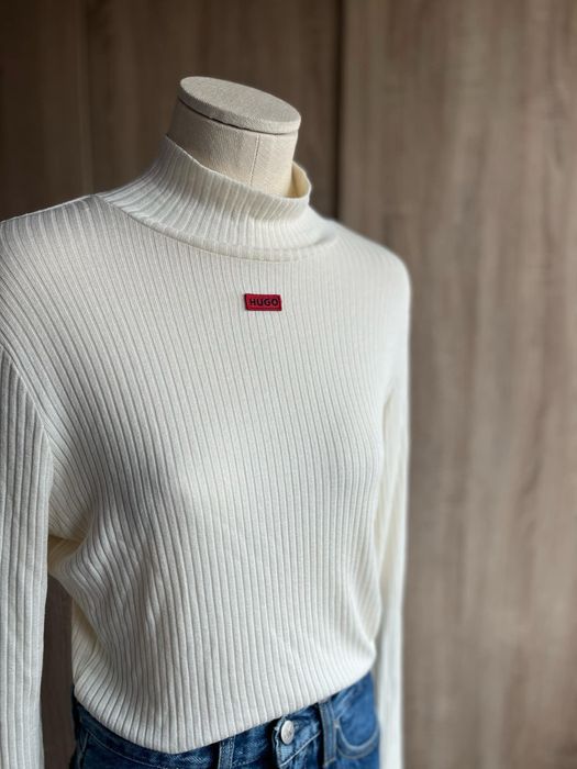 Оригинално рипсено поло Hugo