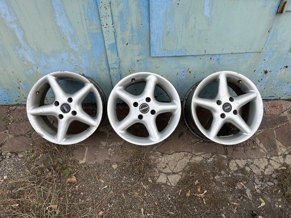 3 штуки диски Borbet на Ауди 80 В4