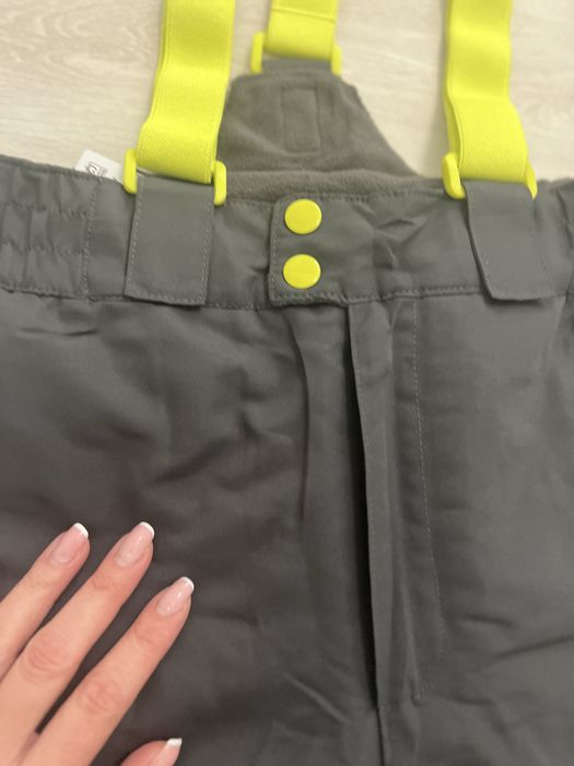 Set pantaloni si geaca ski zapada 3-4 ani Nou