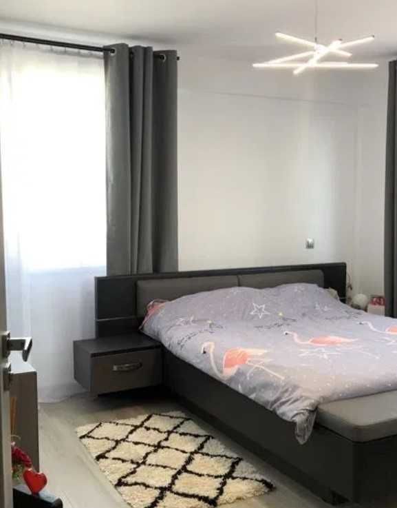 Дава се под наем Тристаен апартамент в Пловдив, Христо Смирненски - 78 кв.м за 204 € - Снимка #1