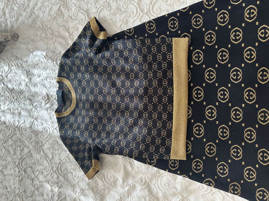 Продается женский костюм Gucci оригинал