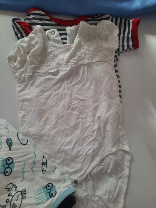 Lot 6 body-uri bebelusi