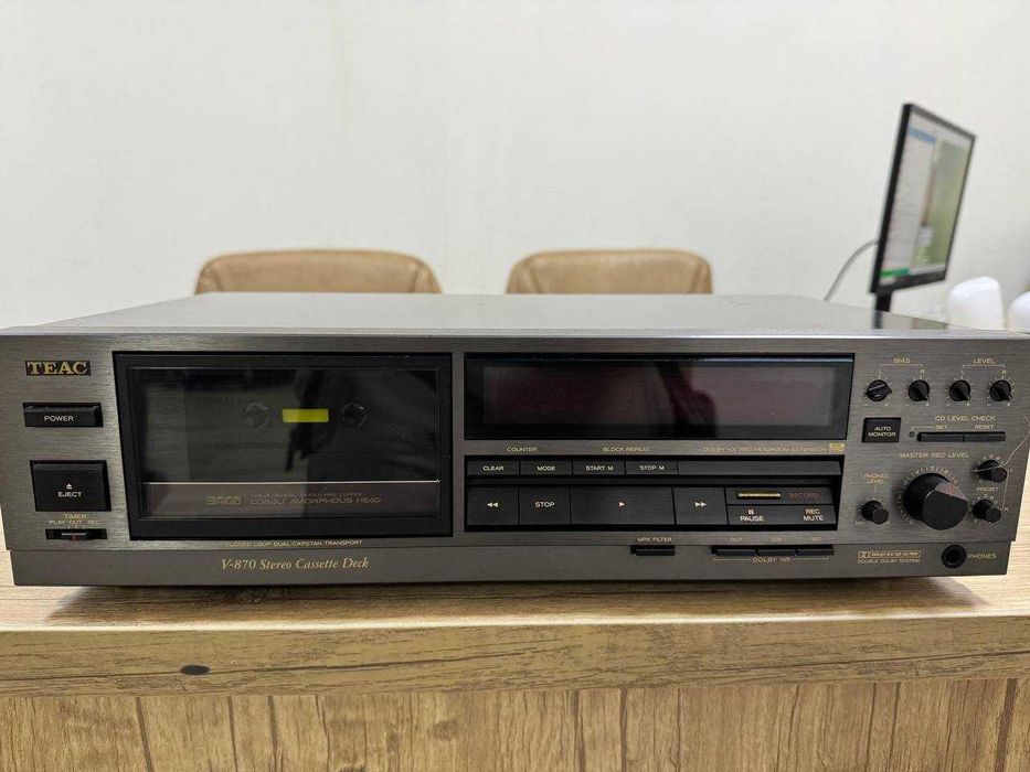 Кассетная дека TEAC V-870, Трёхголовочная, Премиум-класс