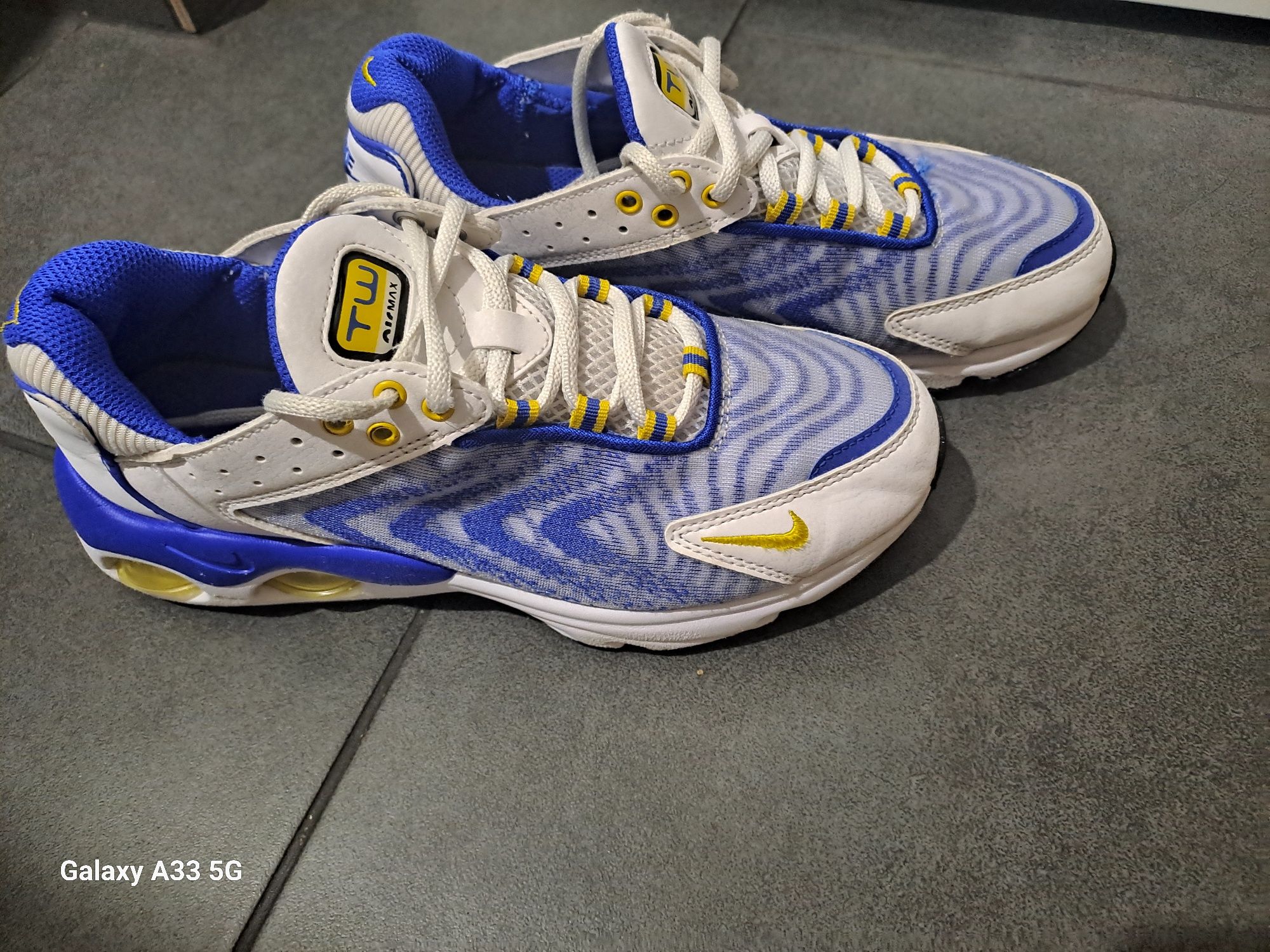 Adidasi Nike Air Max Tw masira 36