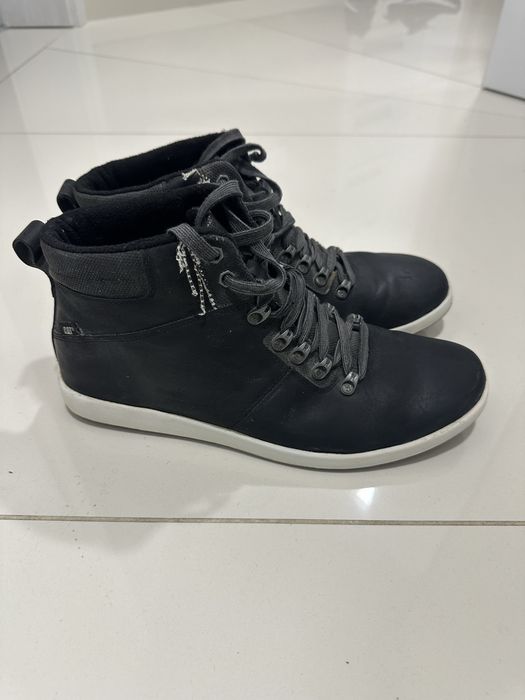 Зимни обувки CATERPILLAR