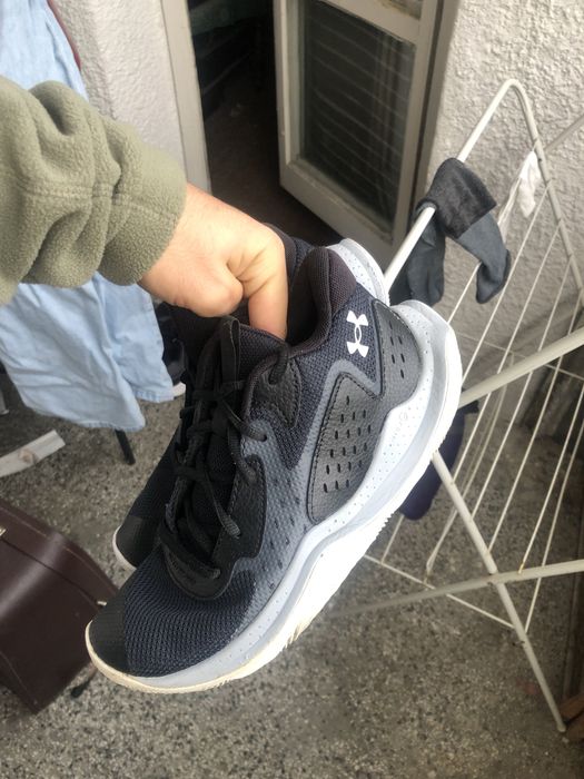 under armour обувки 40