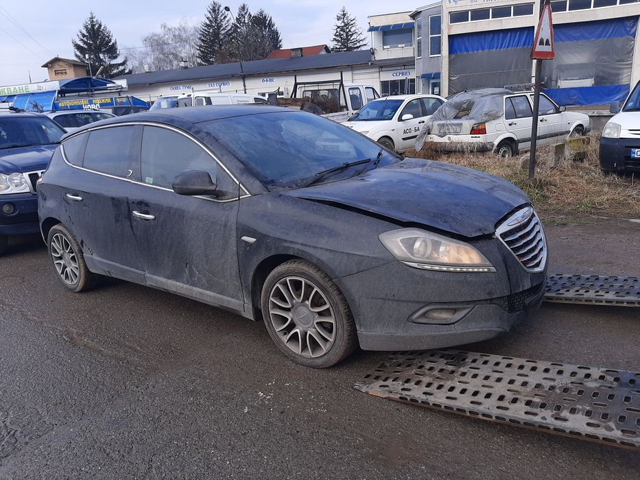 За части Lancia Delta 1600 кубика дизел 6 скорости 2011 година
