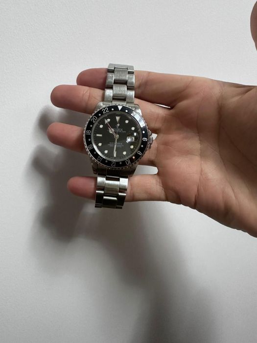 Rolex GMT Master - an 2001