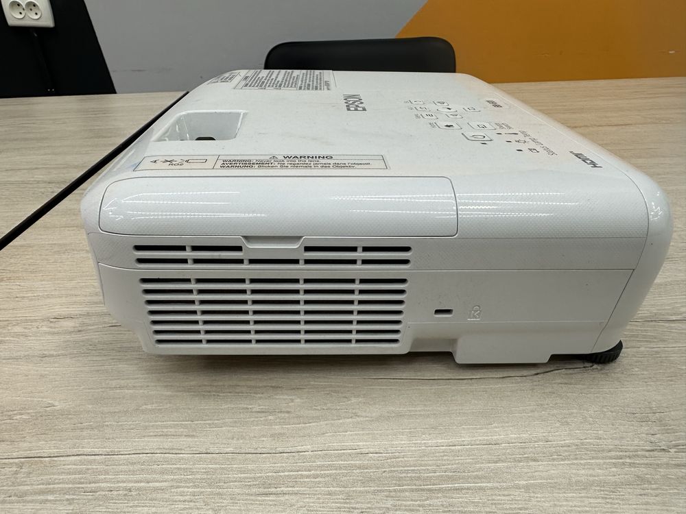 Projector epson EB -e01