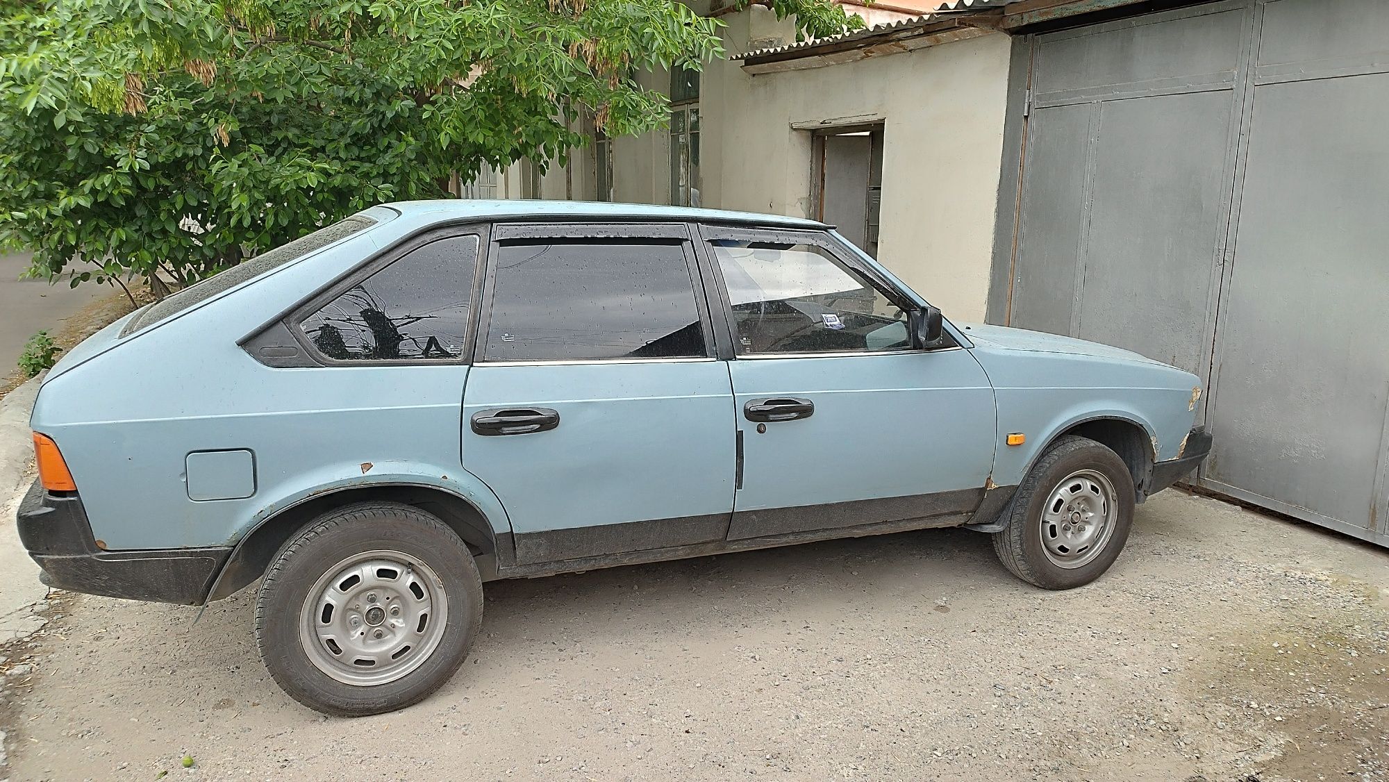 Продается Москвич 2141