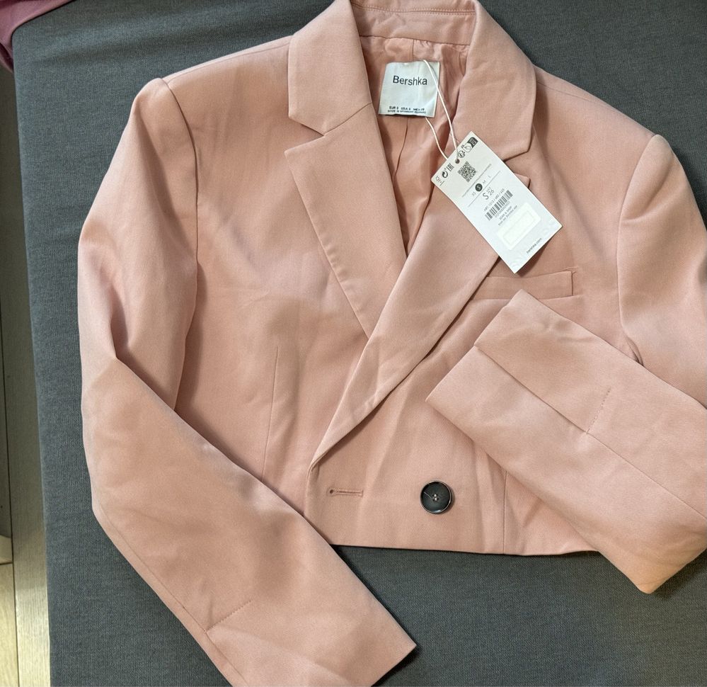 Сако Bershka