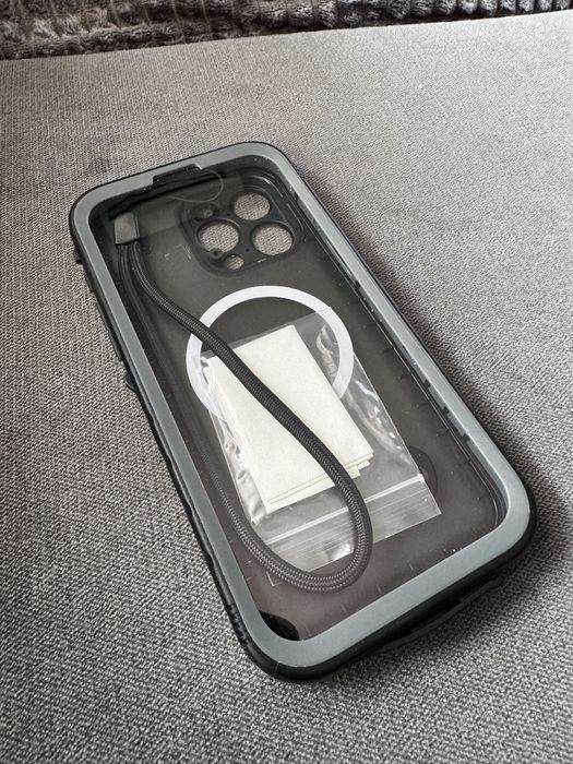 Водоустойчив кейс за IPhone 15 pro max