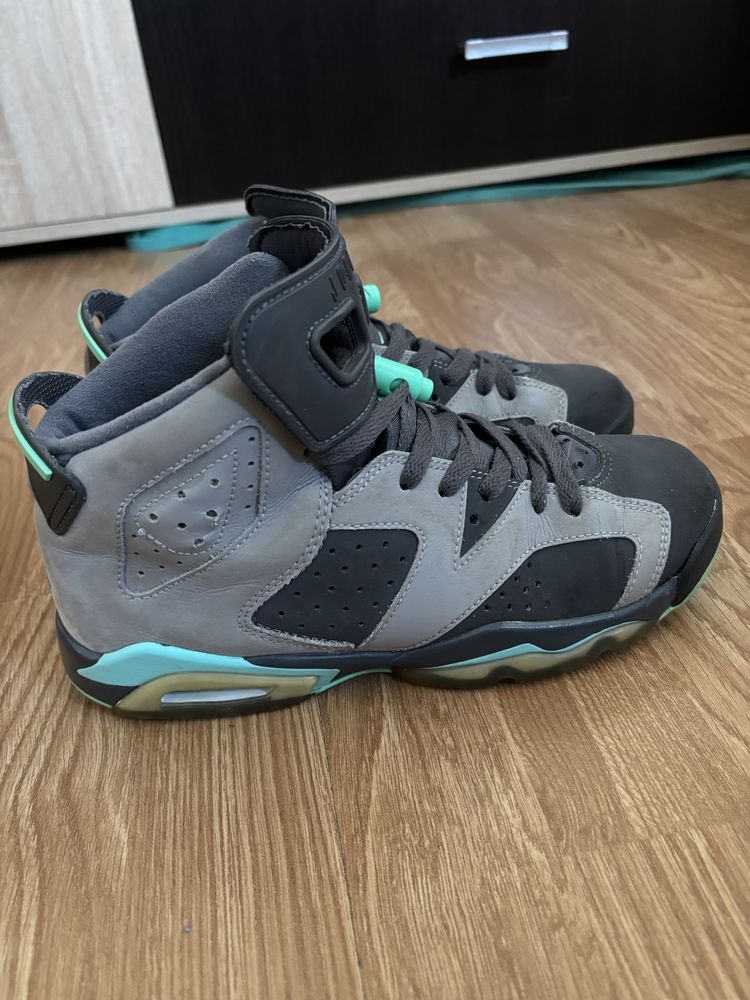 Jordan marimea 38,5