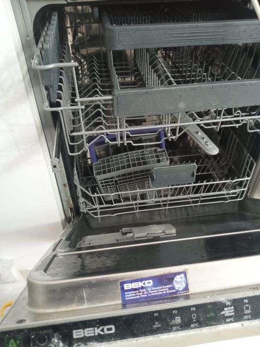 Продам срочно посудамойка