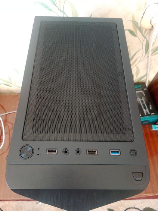 Игровой компьютер rx5600xt