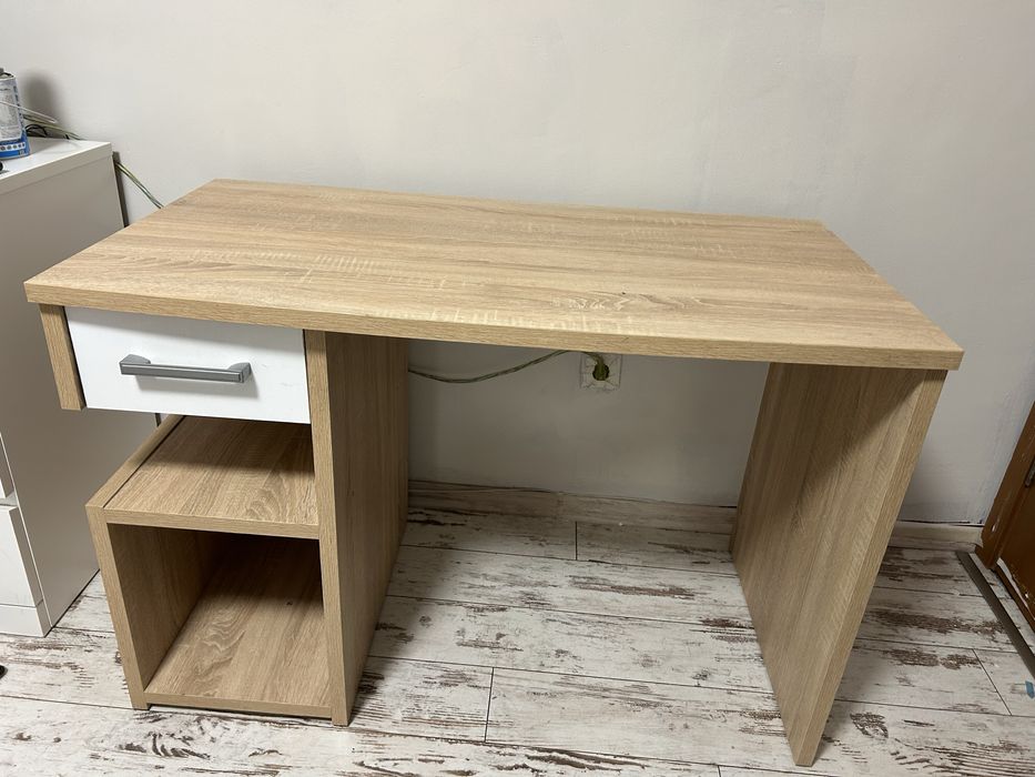 Мебели за стая Легло 120/200 с подм. рамка и матрак, бюро и етажерки