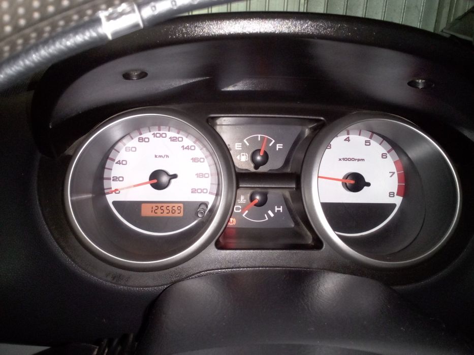 Suzuki ignis 1.3, an 2006