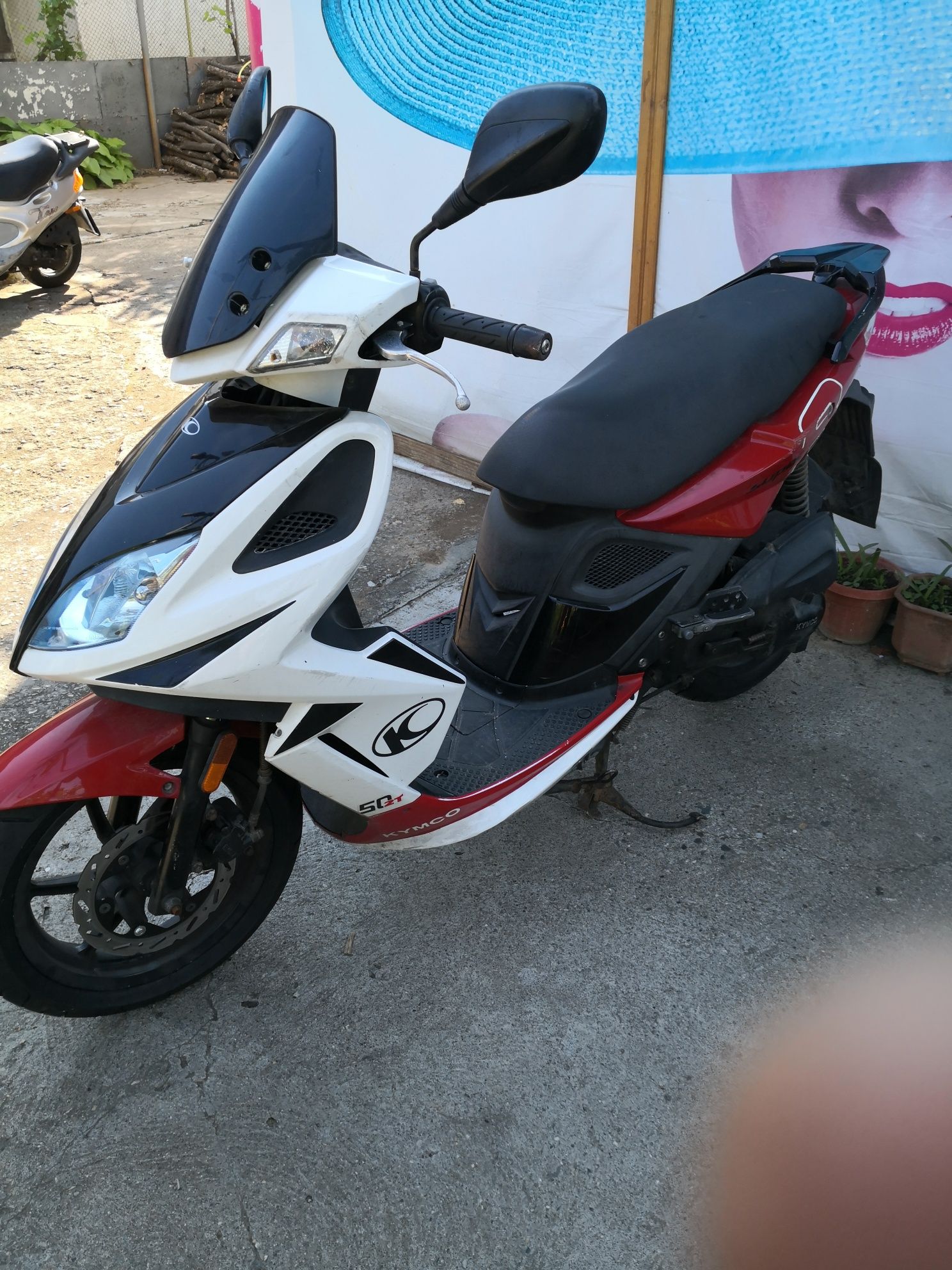 Kymco super 8 Скутер Кимко