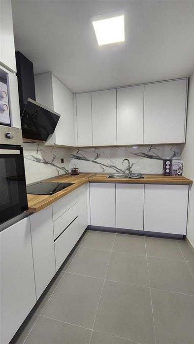 Продава се Двустаен апартамент в Пловдив, Младежки Хълм - 57 кв.м за 1148 €/кв.м - Снимка #2