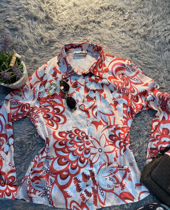 Женские брендовые кофточки ! Дешево ! Срочно !