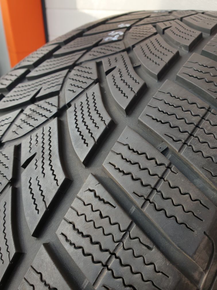 Зимни гуми 2 броя GOODYEAR UltraGrip Suv 255 50 R20 дот 4221