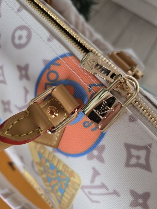 Louis Vuitton Speedy Soft 30 от лимитираната колекция „Flight Mode“