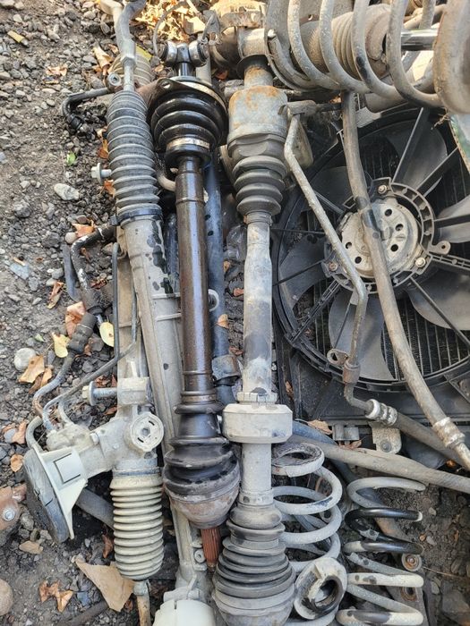 Planetara  stanga dreapta dacia logan 1.6