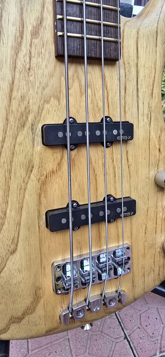 Warwick Corvette standard бас гитара