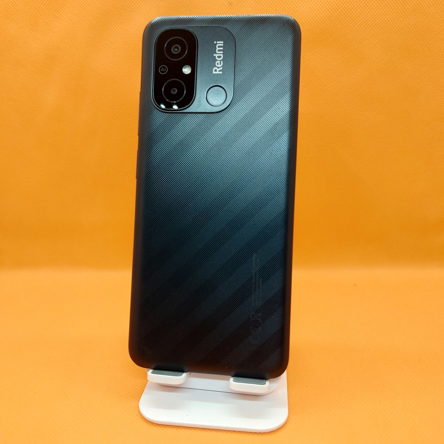 Redmi 12c srochna sotiladi