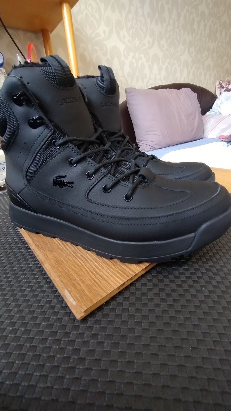 Зимни обувки/боти/Lacoste urban braker