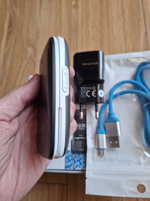 Super telefon clapeta,meniu Ro,nou.