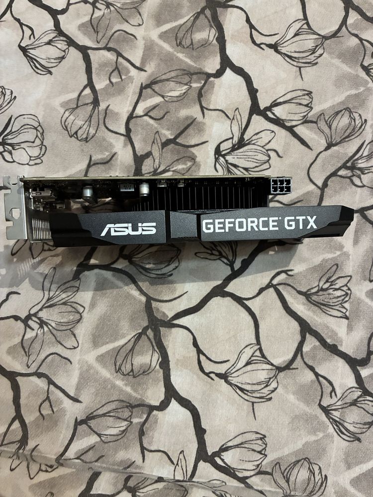 Видео карта GTX 1650