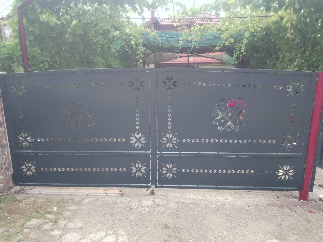 Garduri și porți metalice, tabla traforata, wpc, țeavă, șipcă metalica