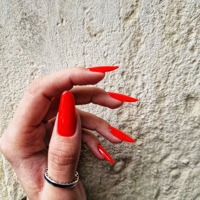 Manichiura si pedichiura (gel si semipermanenta)