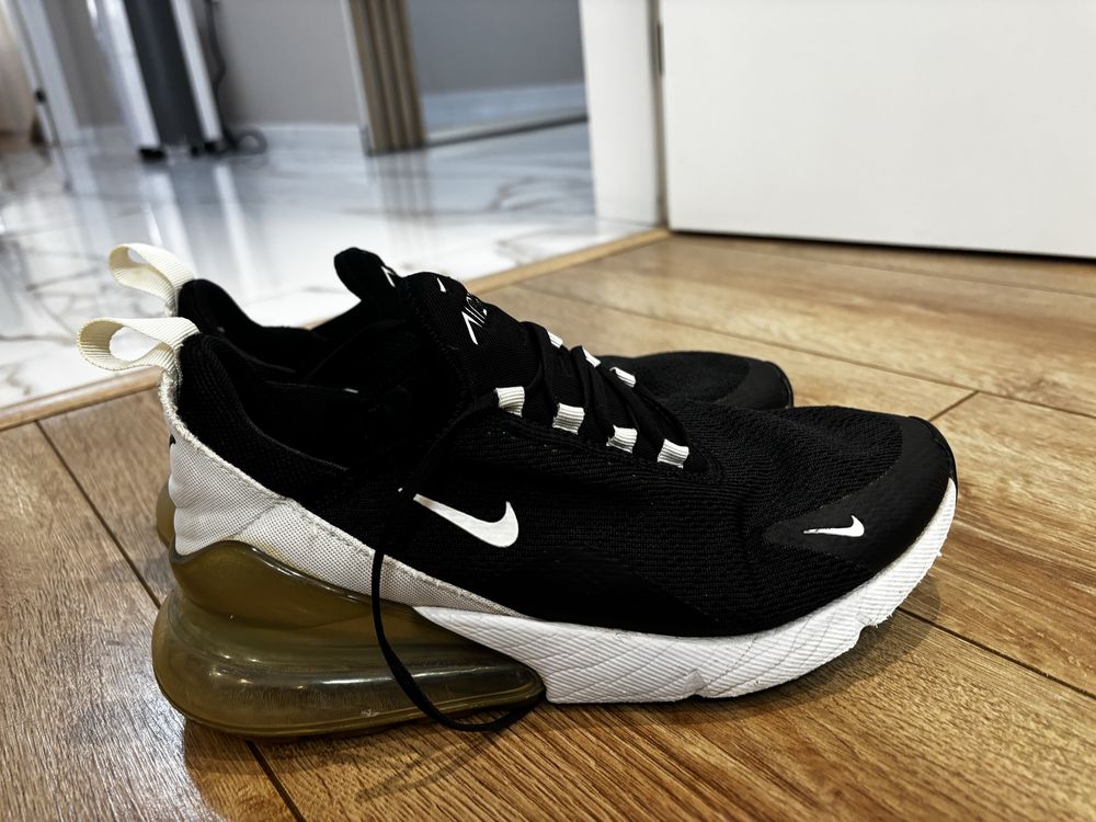 Маратонки Nike 27c