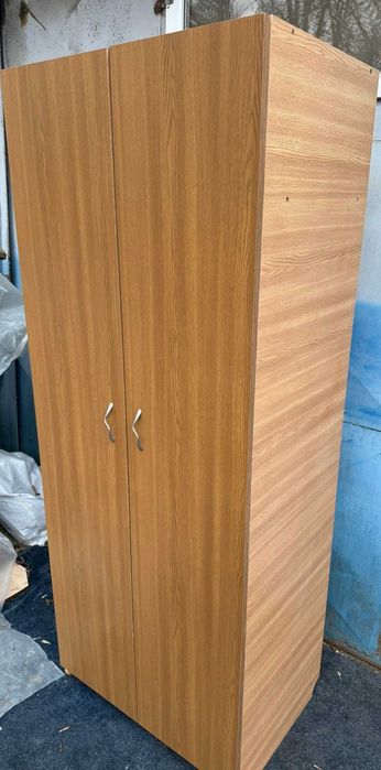 Sifonier cu 2 usi si bara de umerase; Dulap cu raft