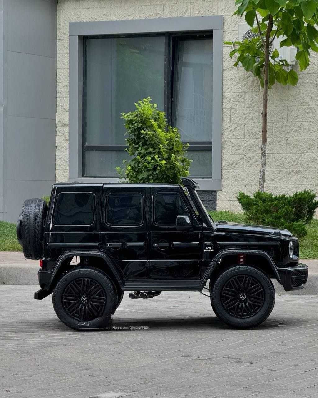 Детский электромобиль : Самый большой Mercedes Benz G63 AMG
