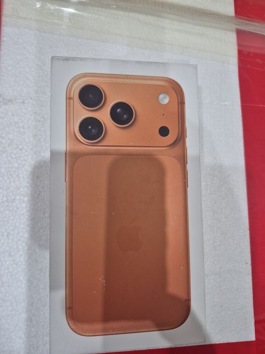 Айфон 17 про 256 памяти новый запечатаный