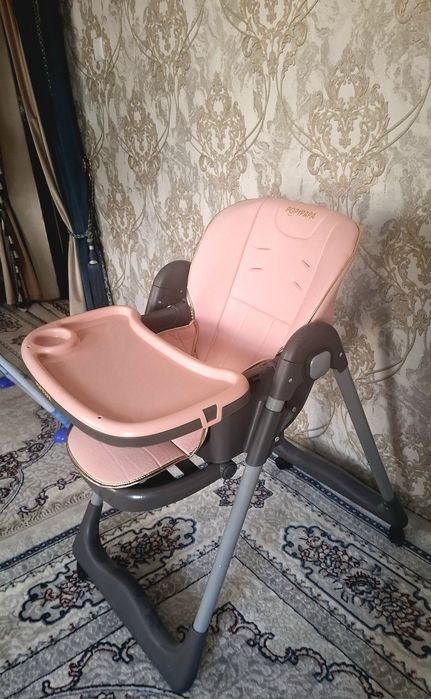 Bolalar ovqatlanishi uchun stul