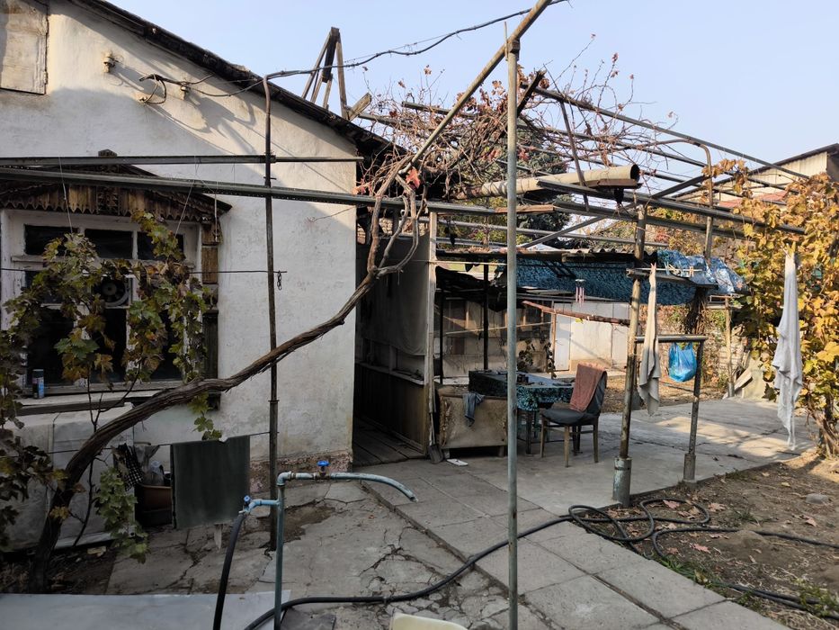 Срочно продается дом 3,4 соток 3 ком ориентир мирабад РУВД