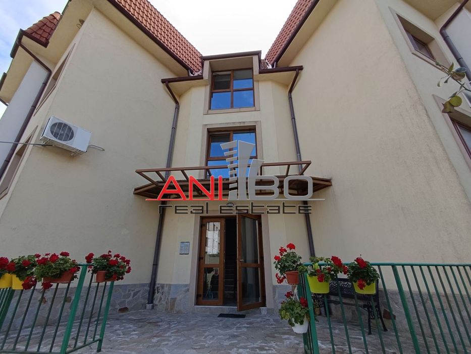 Продава се Тристаен апартамент в Варна, м-т Траката - 100 кв.м за 2280 €/кв.м - Снимка #2